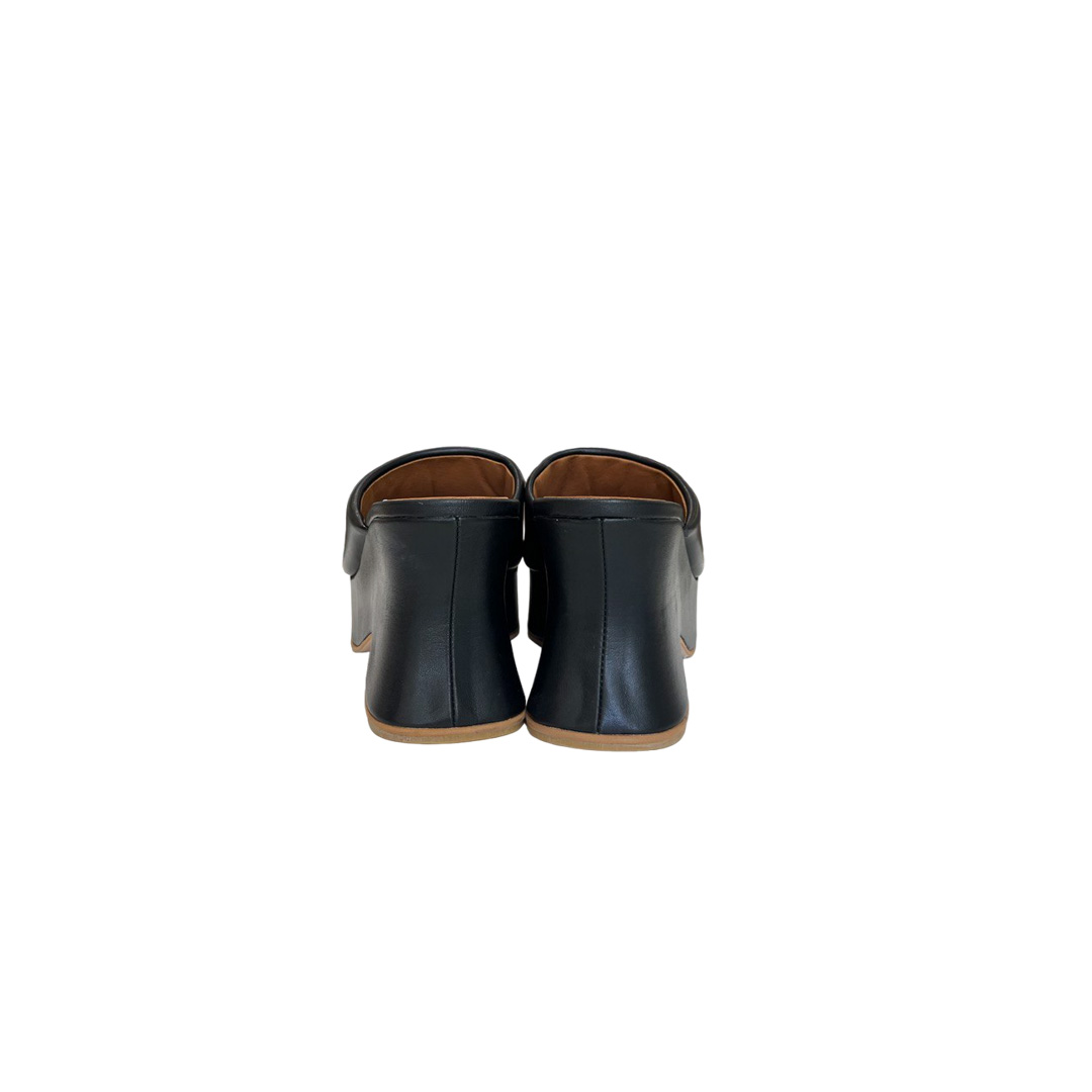 Angel Alarcon Cuna Black Platforms