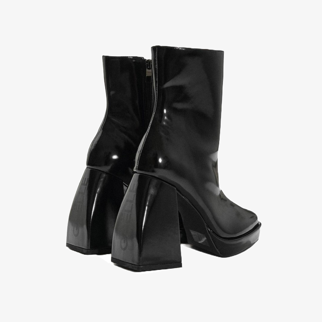 Gaëlle Paris Beatles Ankle Boos Black