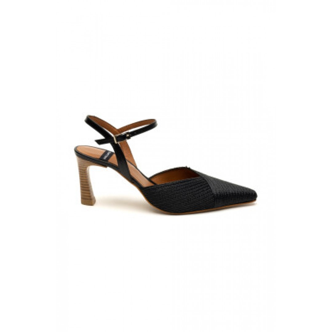 Angel Alarcon Cardela Black Pumps