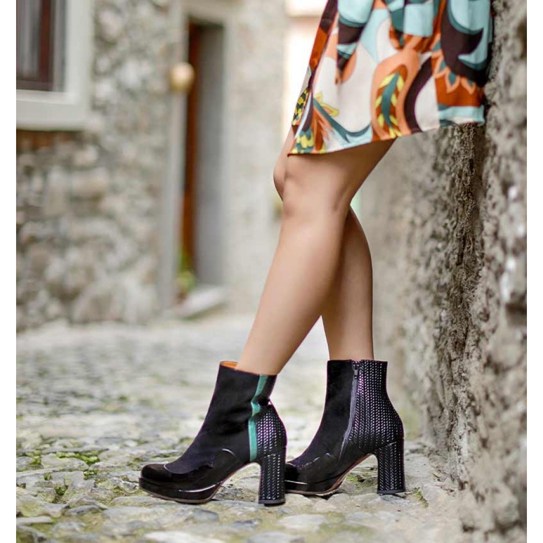 Chie Mihara Deni Blacκ Boots