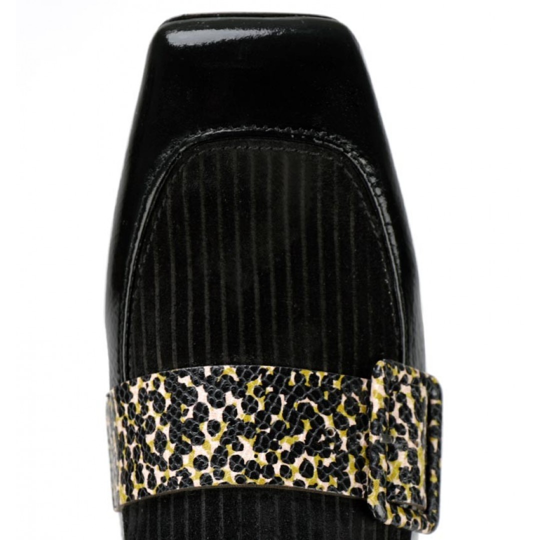 Chie Mihara Pumps Reva Black